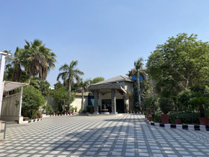 Dee Marks Hotel & Resorts