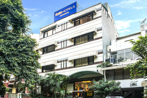 FabHotel Aashraye