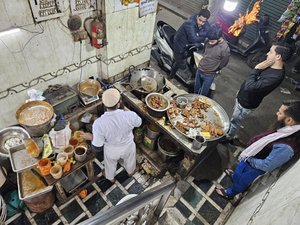 Haji Sharif Tandori Fish & Chicken