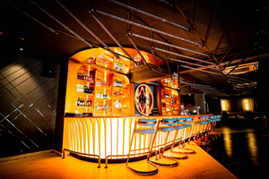 Harlequin Restaurant Bar Lounge