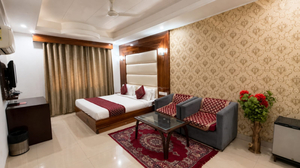 Hotel Impress By RMR Hotels