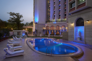 Hotel The Royal Plaza