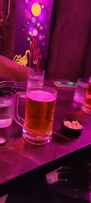 Strings Musical Bar