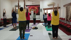 Swasthya vritta yoga wellness Centrer, naturopathy, acupressure