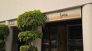 Tres