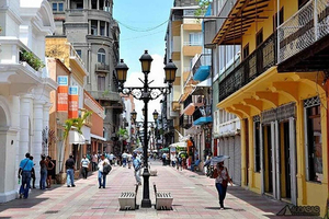 Private:Santo Domingo: Street Tour with Local Guide