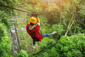 Puerto Plata: Zipline-köysirata ja vesiputousseikkailu lounaalla