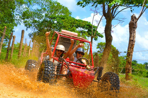 Punta Cana: Extrem buggy-tur med flodgrotta och Macao Beach