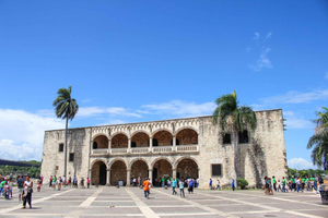 Punta Cana: Santo Domingo City Tour with Lunch