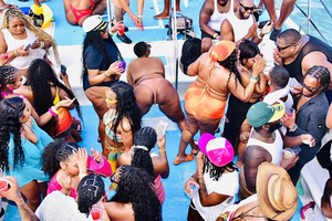 Punta Cana: Auringonlaskun katamaraanijuhlat, rommia ja live-DJ