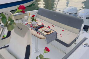 2-Hour Romantic Sunset Cruise with Sushi and Drinks