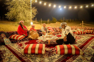 Dubai: Al Marmoom Oasis Camp Experience with Bedouin Dinner