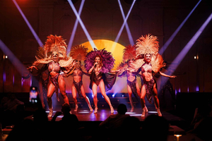 Dubai: DREAM Dinner Show