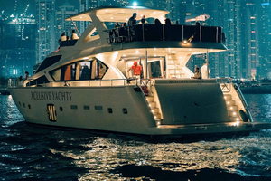 Dubai Marina: Lyxjaktstur med BBQ-alternativ