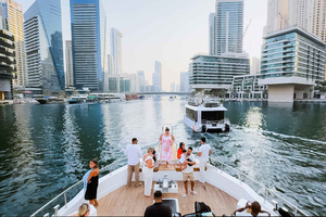 Dubai Harbour And Marina Yacht Cruise with Ain Dubai & BBQ