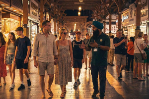 Evening Heritage Walk,Souks, Museums & Emirati Flavor