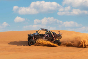 From Dubai: Zerzura Buggy Experience + Private Dinner