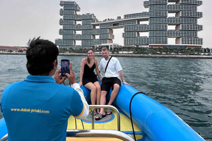 Guided Speedboat Tour with City Sights & Ice Cream.