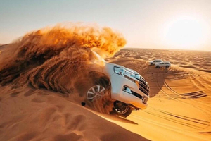 Private 4-Hours DXB Layover Desert Tour with Flexible Pickup