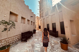 Walking tour of Historical Dubai with french guide