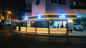 Crowd Restaurant
