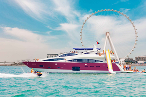 Dubai: Ride and Slide Yacht Cruise with BBQ Lunch and Drinks