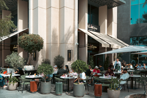 Le Flamant Rose Restaurant and Cafe