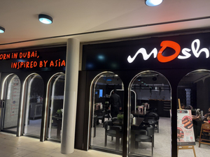 Moshi JLT