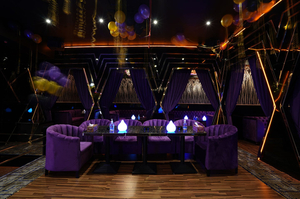 SUPER 20 - Restaurant & Lounge