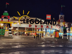 TGI Friday's | Dubai Parks & Resorts