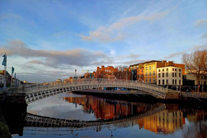 Drive Dublin in a Day - From Dublin City/Dún Laoghaire Port