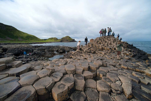 Von Dublin aus: Giant's Causeway und Belfast Tour auf Spanisch