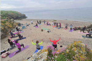 Howth: Ireland’s Eye Yoga Retreat with Boat Trip & Lunch