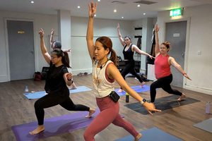 Taylor Swift-inspireret Inside Flow-yogatime