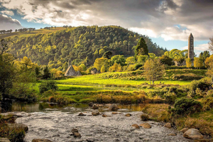 Von Dublin aus: Glendalough & Wicklow Mountains Morning Tour