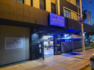 One ten bar and restaurant