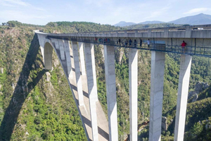 PLETTENBERG BAY: Bloukrans Bridge Skywalk Tour