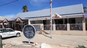 Lou's Place Willowmore