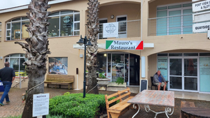 Mauros Italian Restaurant