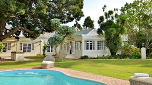 Milner Manor