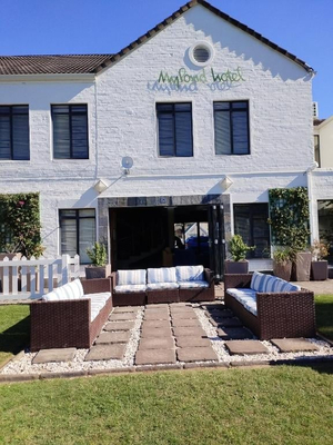 MyPond Hotel