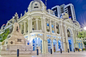 Guayaquil: Städtetour bei Nacht mit Besuch des Hügels Santa Ana