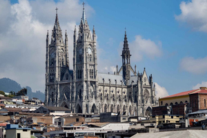 Quito Basilica del Voto Nacional Private Tour with Entry