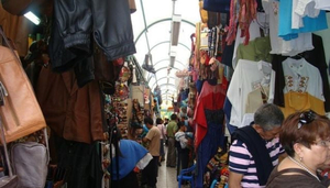 Mercado Artesanal de la Mariscal