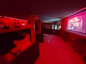 Paraiso Bar Karaoke