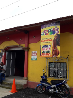 Picante Night Club