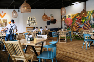 Santo Manaba Cevicheria & Cafeteria Con Identidad