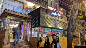 VidaVentura Grill & Bar