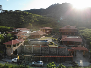 Vistabamba Ecuadorian Mountain Hostel