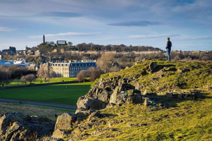 Edinburgh: City Highlights Private Guided Walking Tour